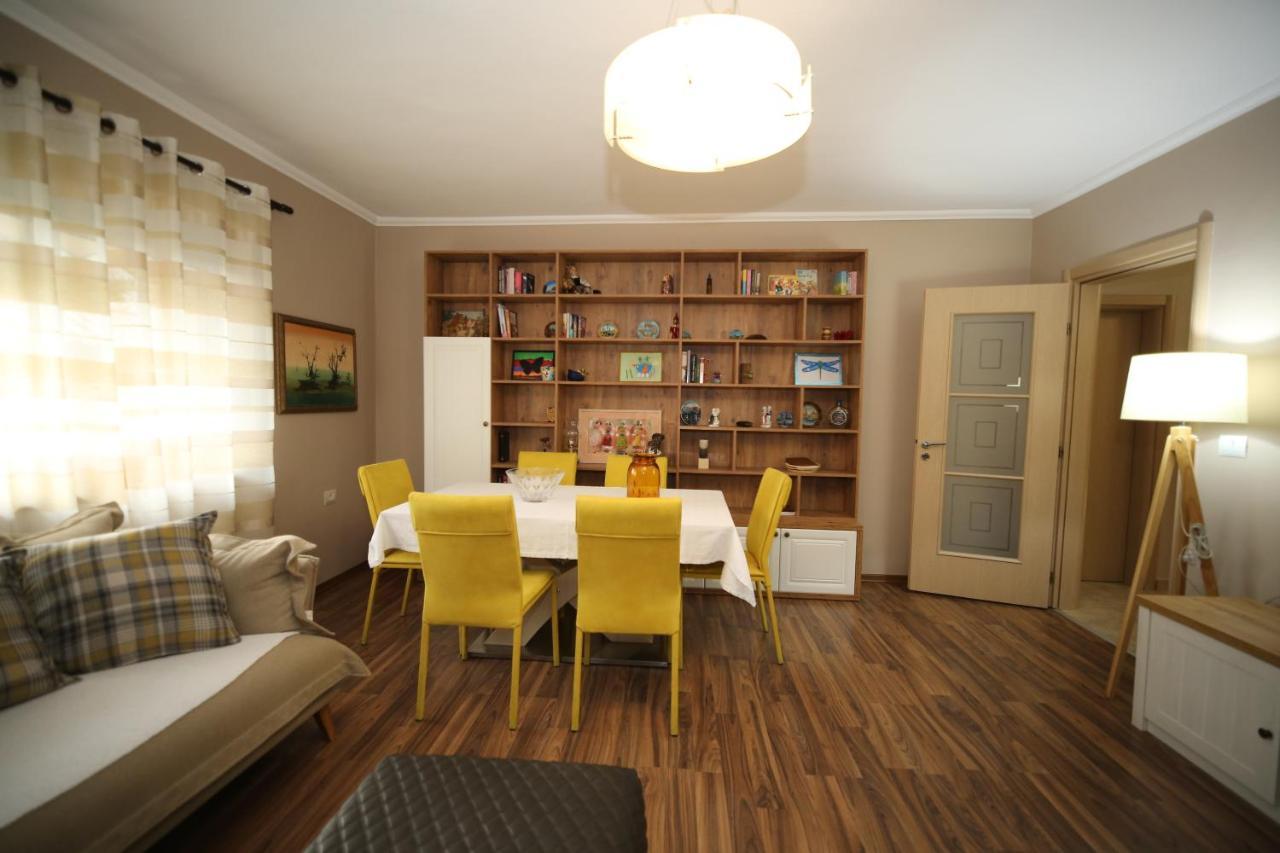 Eos Tirana Exterior foto