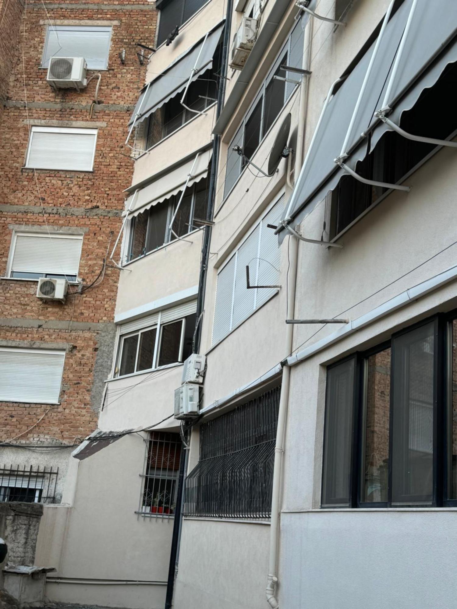 Eos Tirana Exterior foto